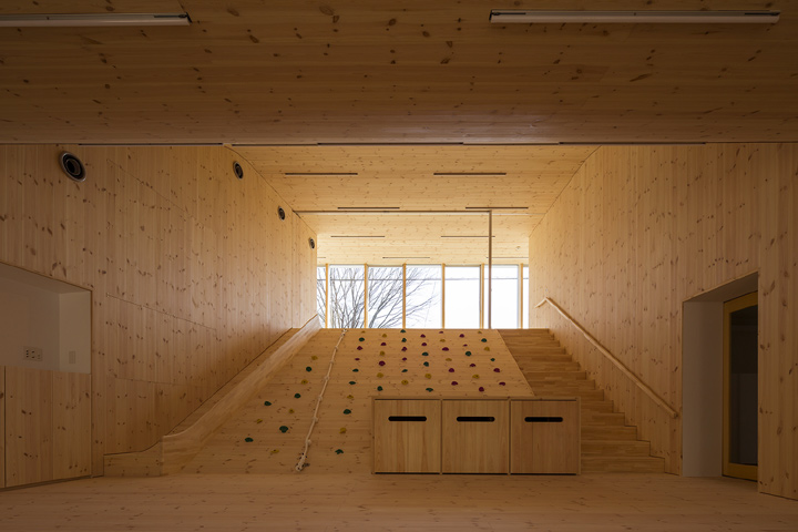 すみれチャイルド保育園