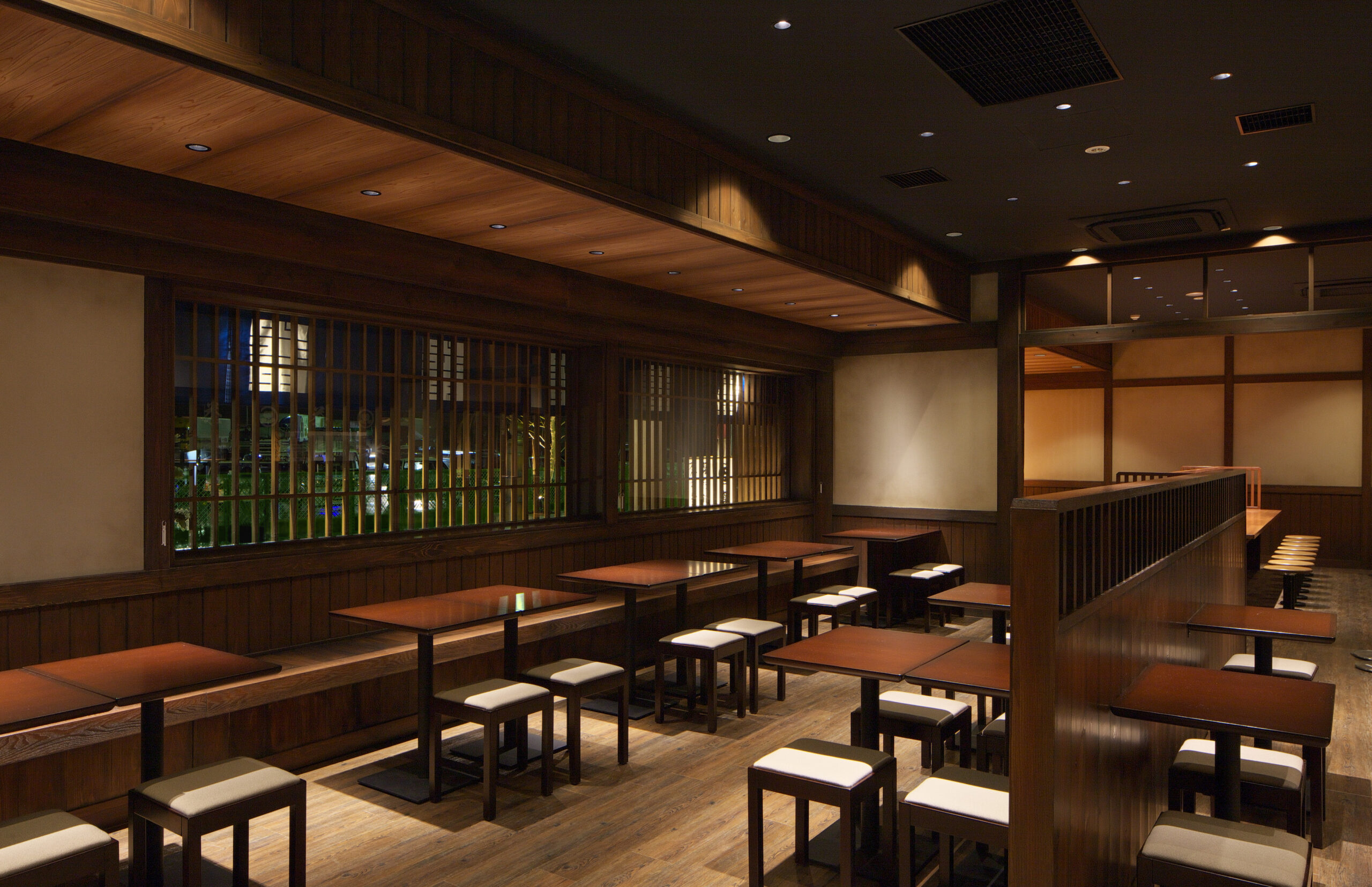 東北自動車道羽生PA（上り）商業施設