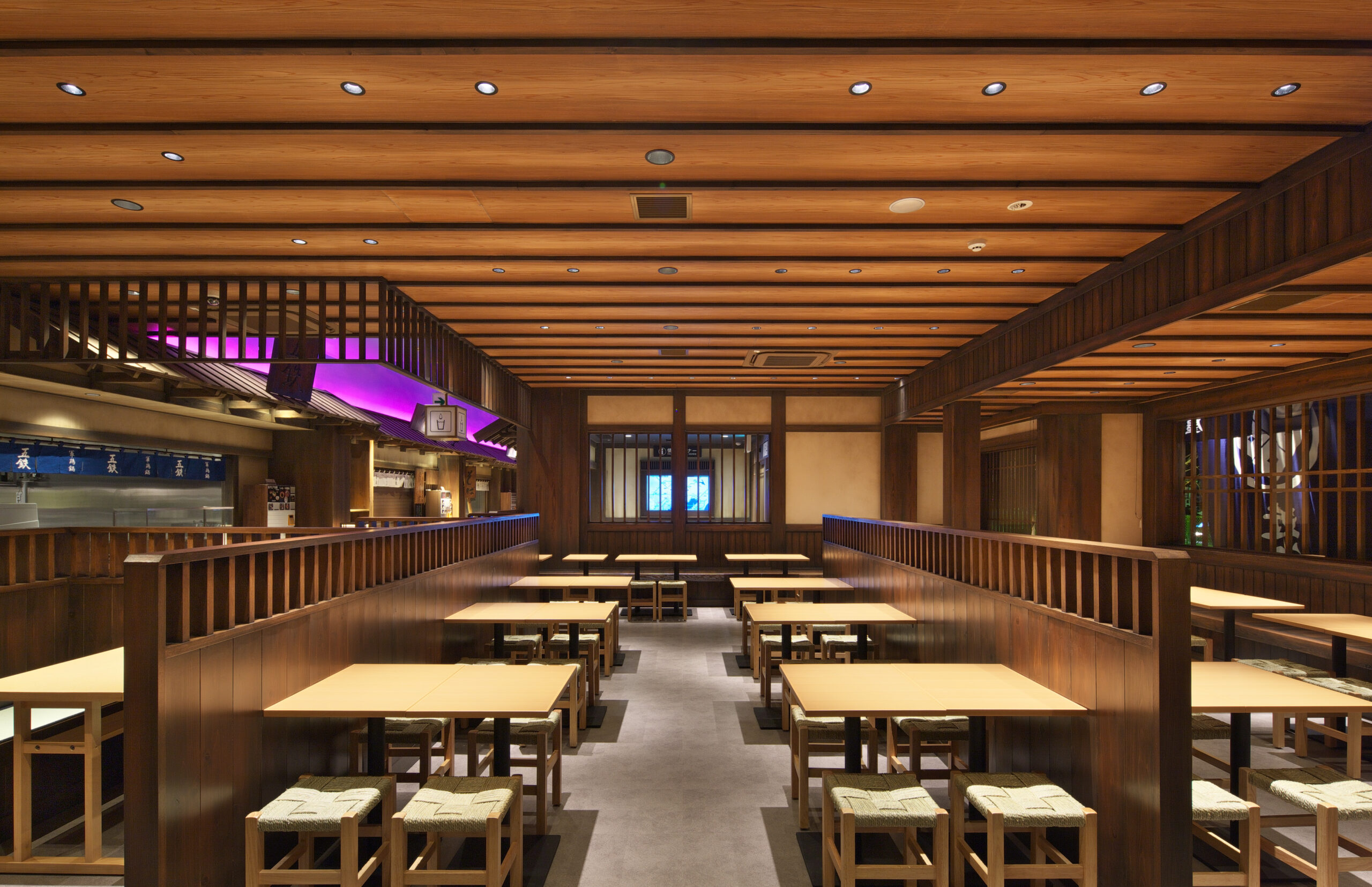 東北自動車道羽生PA（上り）商業施設