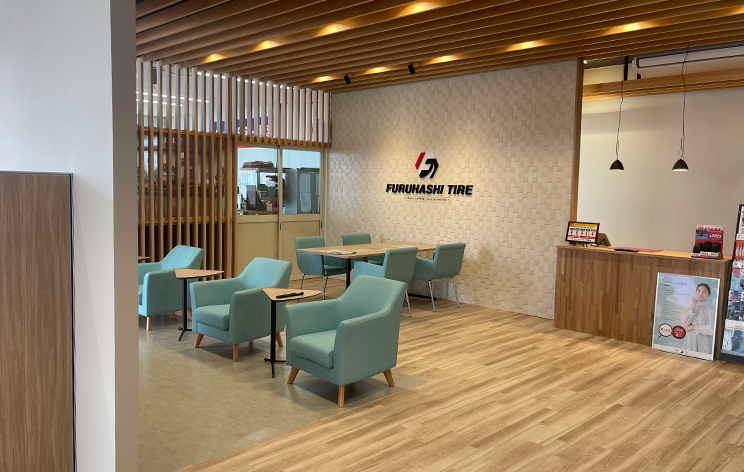 フルハシタイヤ下館店