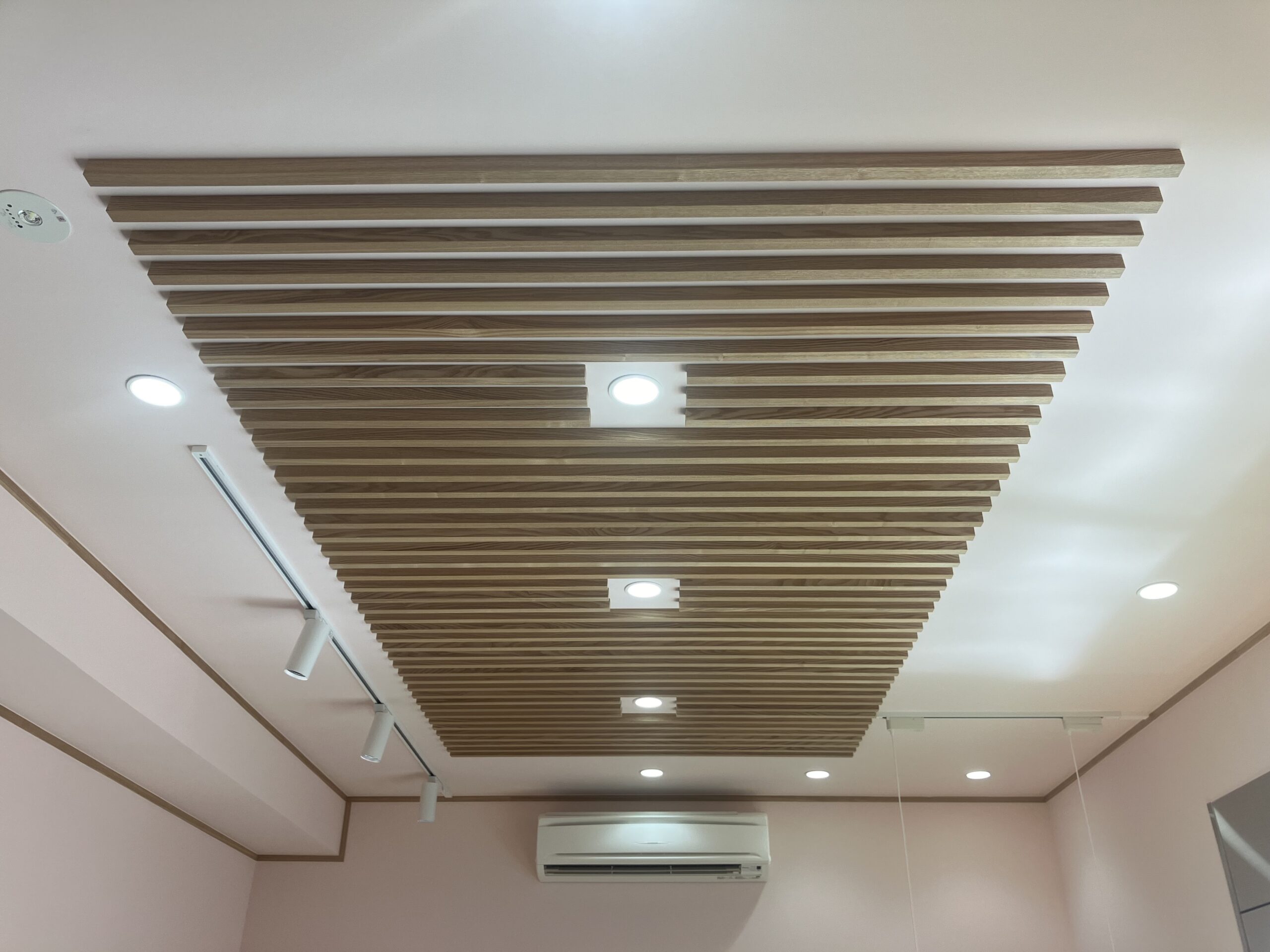 ヤマグチヤ冷蔵店舗