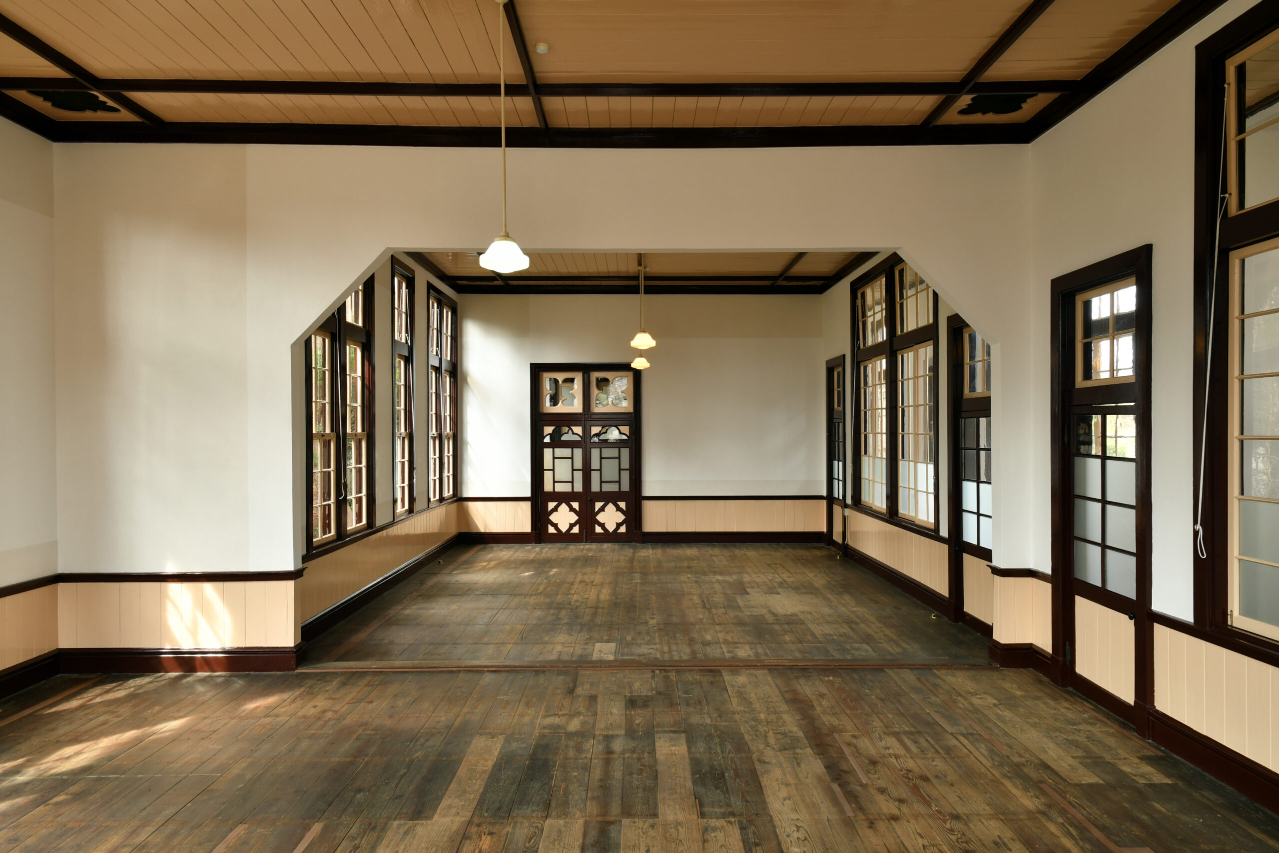 旧土浦中学校本館